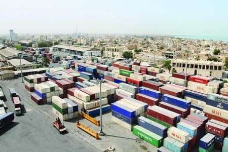 تصدير نحو سبعة مليارات دولار من السلع عبر موانيء بوشهر