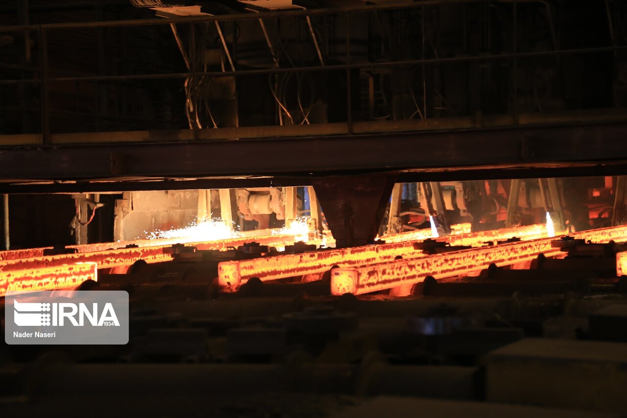 إنتاج 19.1 مليون طن من سبائك الفولاذ في إيران