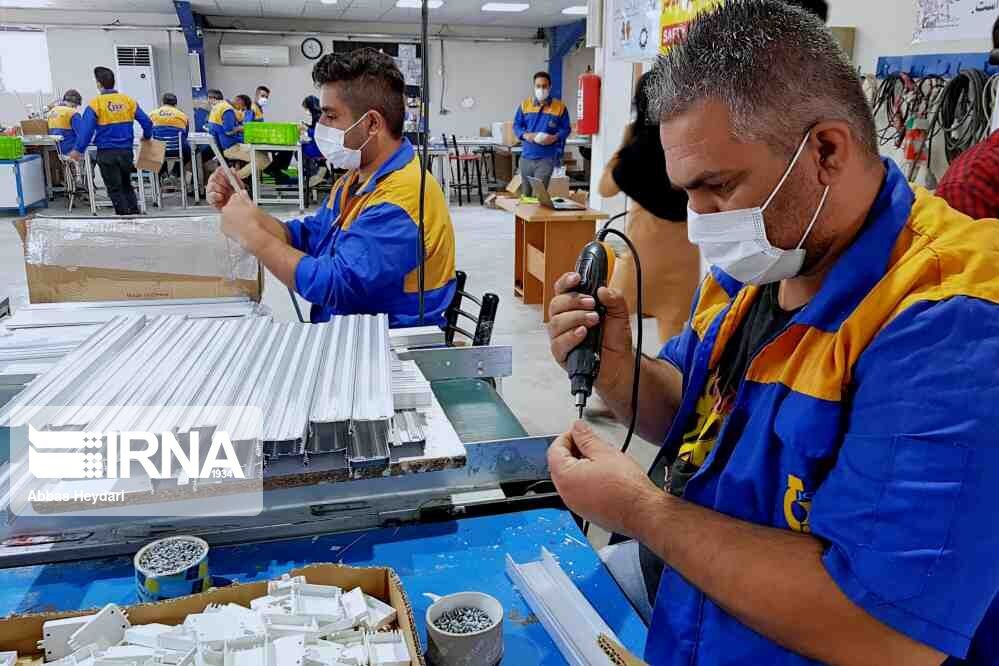 مسؤول: 1500 وحدة صناعية وانتاجية تعود الى عجلة الانتاج في البلاد في غضون اشهر