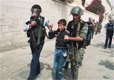 إصابة شاب برصاص الاحتلال الصهیونی فی بیت لحم واعتقال آخرین بالضفة والقدس
