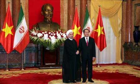 الرئيس الفيتنامي يهنيء روحاني لانتخابه لولاية رئاسية ثانية