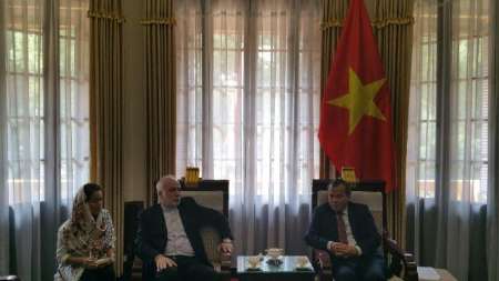 مساعد وزير الخارجية يلتقي نظيره الفيتنامي