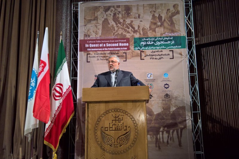 ايران تسعي لفتح ملحقية ثقافية في بولندا