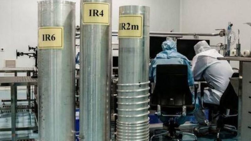 قاليباف: العلماء الايرانيون انتجوا اليورانيوم المخصب بنسبة 60 بالمائة