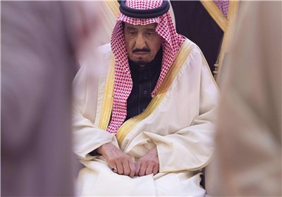 «رویترز» : مملکة آل سعود بصدد اقتراض 10 ملیارات دولار