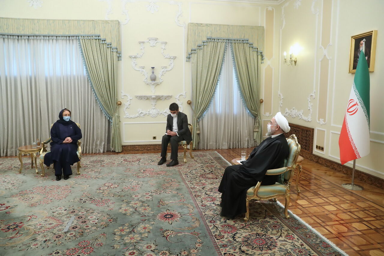 الرئيس روحاني : ايران على استعداد لنقل تجاربها في مكافحة كورونا الى جميع الدول