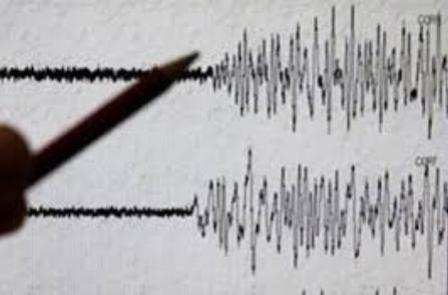الزلزال في محافظة فارس لم يخلف خسائر بشرية