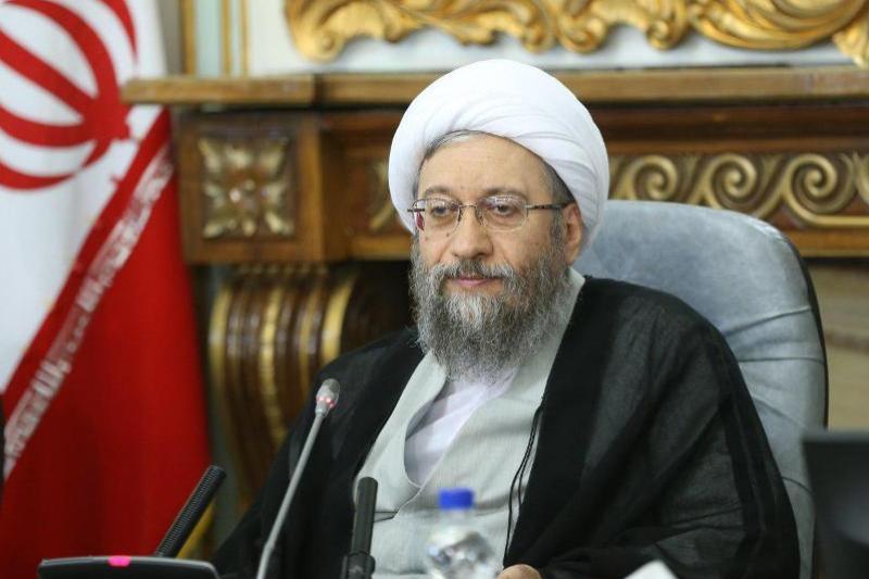 الجمهورية الإسلامية لا تتبع رغبات الدول الأجنبية في أحكامها الداخلية