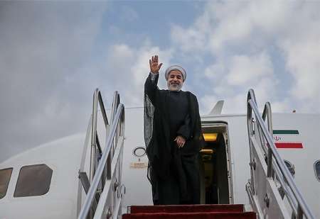 الرئيس روحاني يغادر طهران إلي روسيا