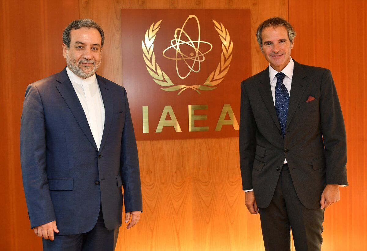 غروسي يؤكد استمرار التعاون بين ايران والوكالة الذرية