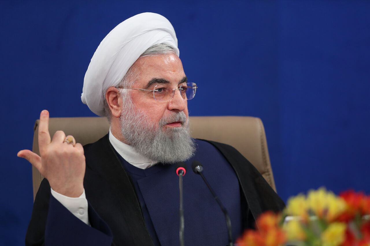 روحاني : دعم اقتصاد الاسرة من اولويات الحكومة في ظل تفشي كورونا