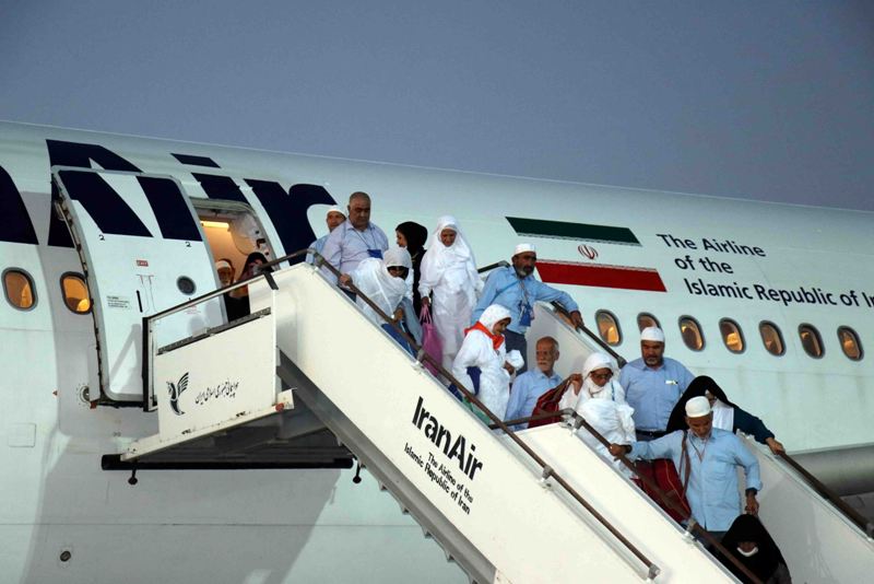 اخر دفعه من الحجاج الإيرانيين يعودون الي البلاد