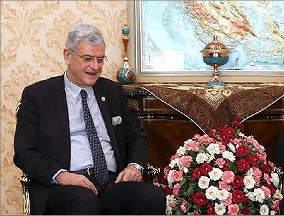 برلمانی تركی یؤكد علي تطویر العلاقات الشاملة مع ایران