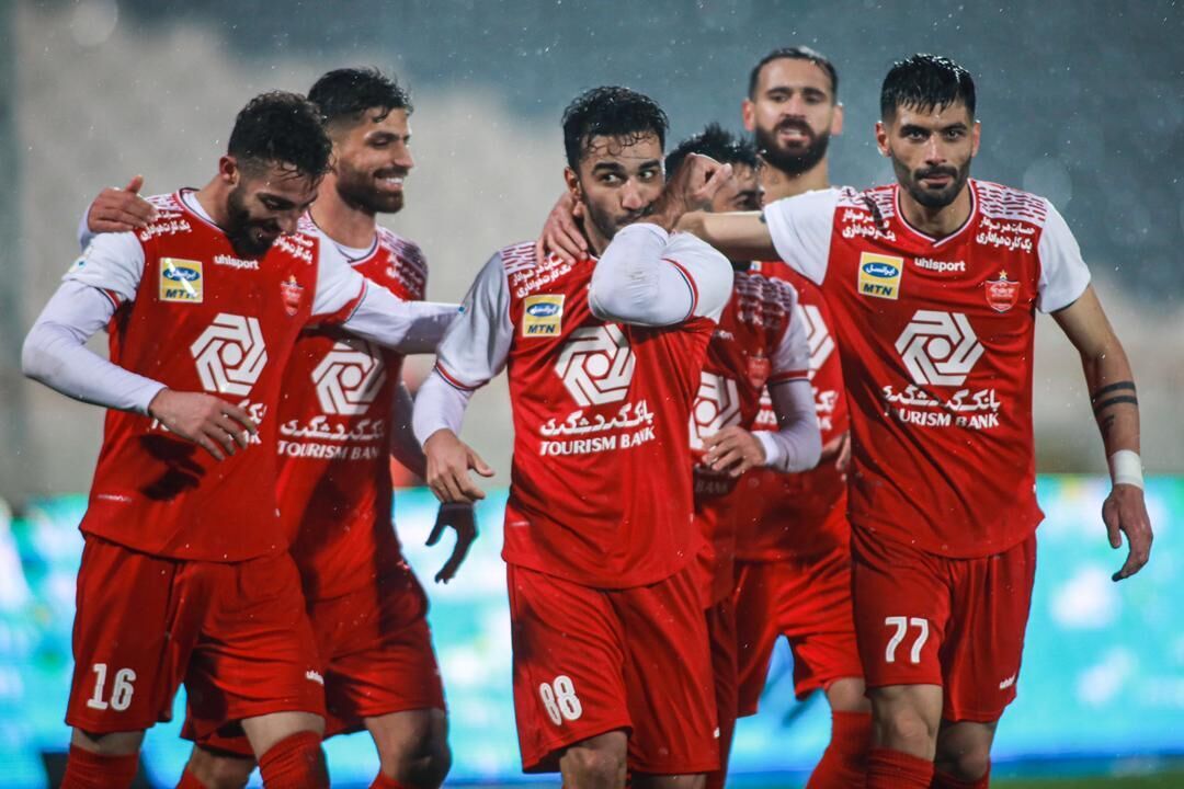 الدوري الایراني: برسبولیس یفوز علی نفط آبادان
