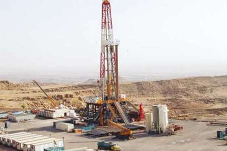 الطاقة الانتاجیة لحقل 'آذر' النفطی فی مهران بلغت 30 الف برمیل یومیا