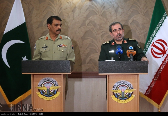محادثات ايرانية باكستانية لزيادة عدد القوات الامنية في الحدود المشتركة بين البلدين