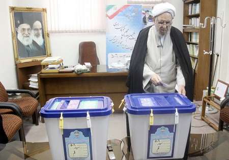 آية الله أميني: المشاركة في الإنتخابات واجب وطني وشرعي