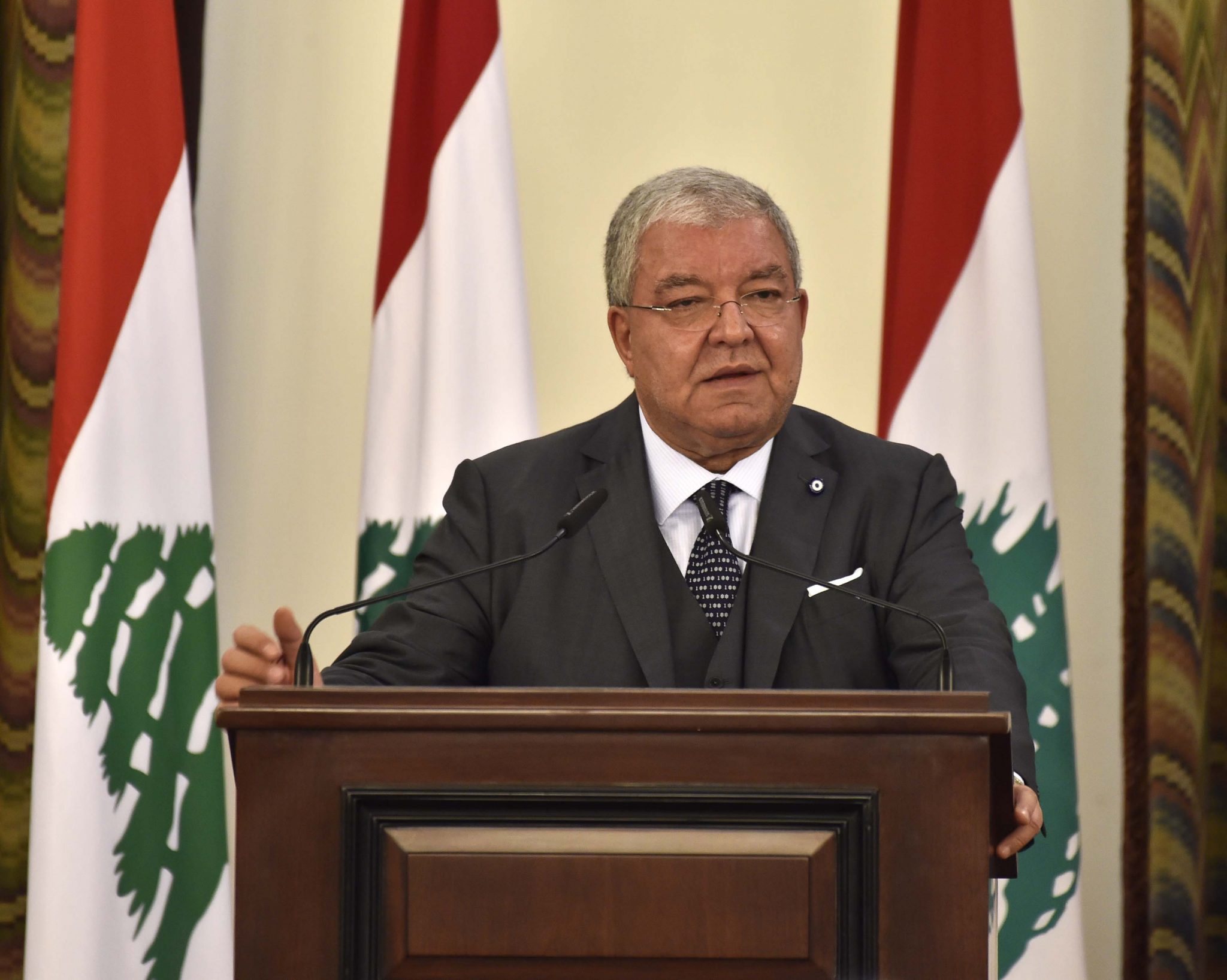 وزير الداخلية اللبناني: الوضع الامني جيد جداً