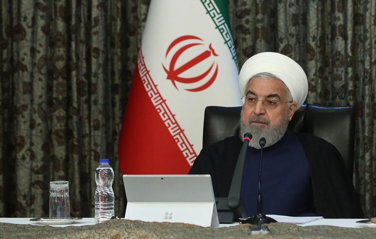 روحاني: ادعاء امريكا تقديم المساعدة لايران في مكافحة كورونا كذبة كبرى