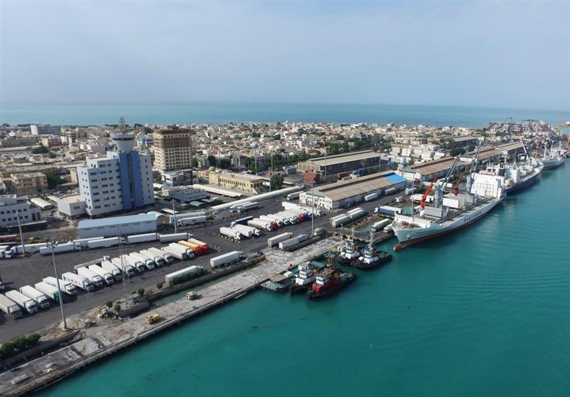 توفر الارضية لرسو السفن بطاقة استيعاب 20 الف طن في ميناء بوشهر