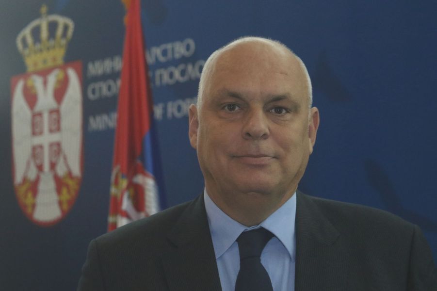 مسؤول صربي يؤكد بان بلاده لن تتبع اجراءات الحظر الاحادية